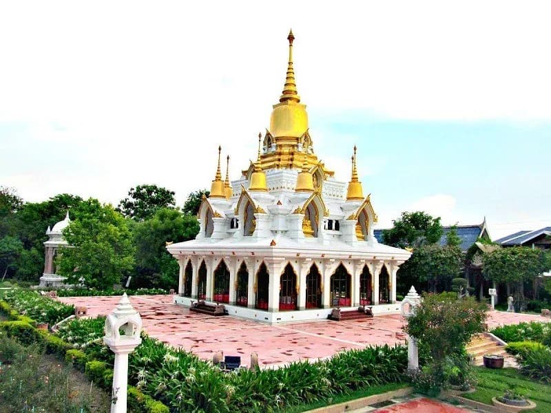वॉट थाई मंदिर
