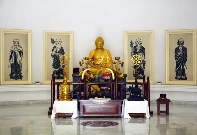 मुकुटबंधन